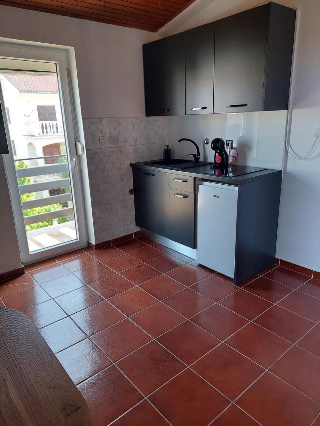 Apartmani Suhi Brod Medulin Bagian luar foto