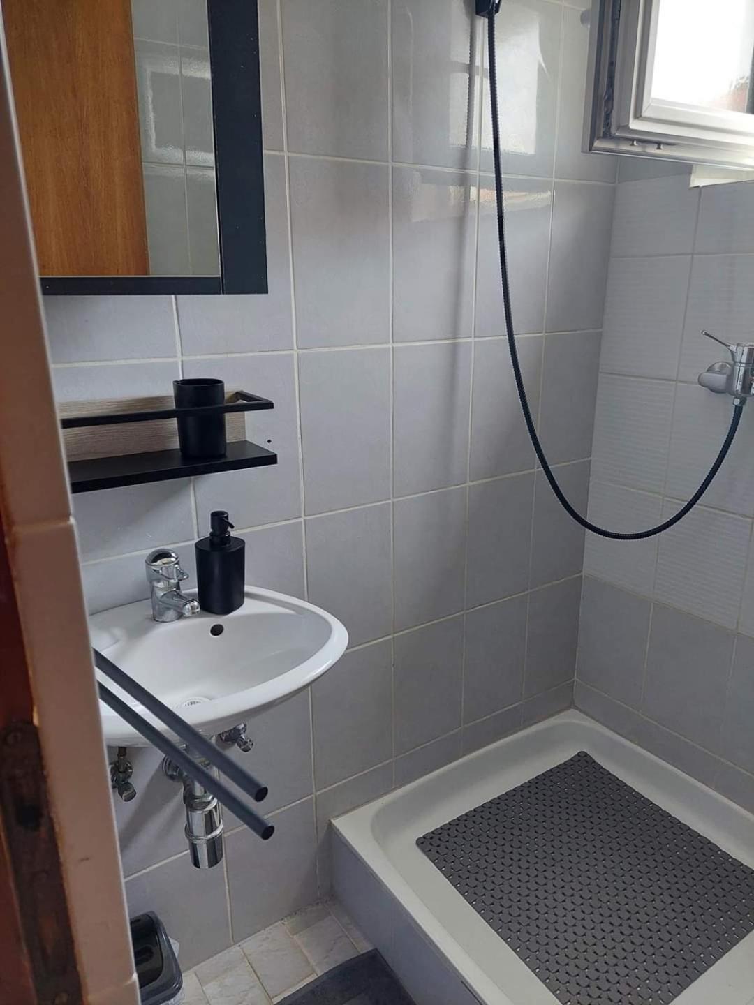 Apartmani Suhi Brod Medulin Bagian luar foto