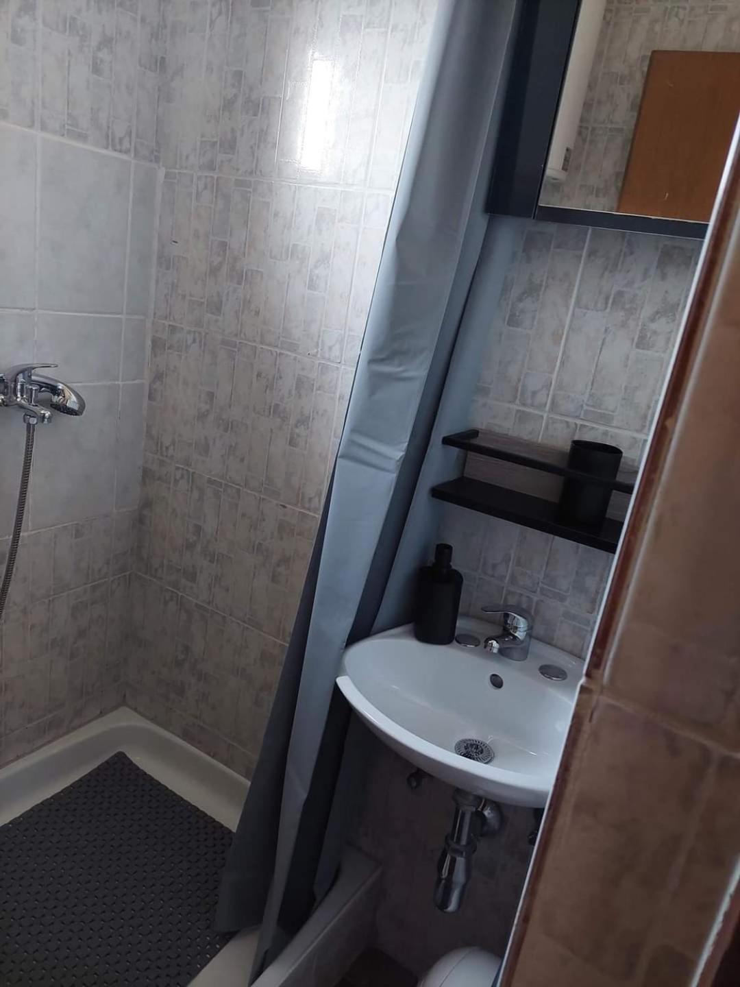 Apartmani Suhi Brod Medulin Bagian luar foto