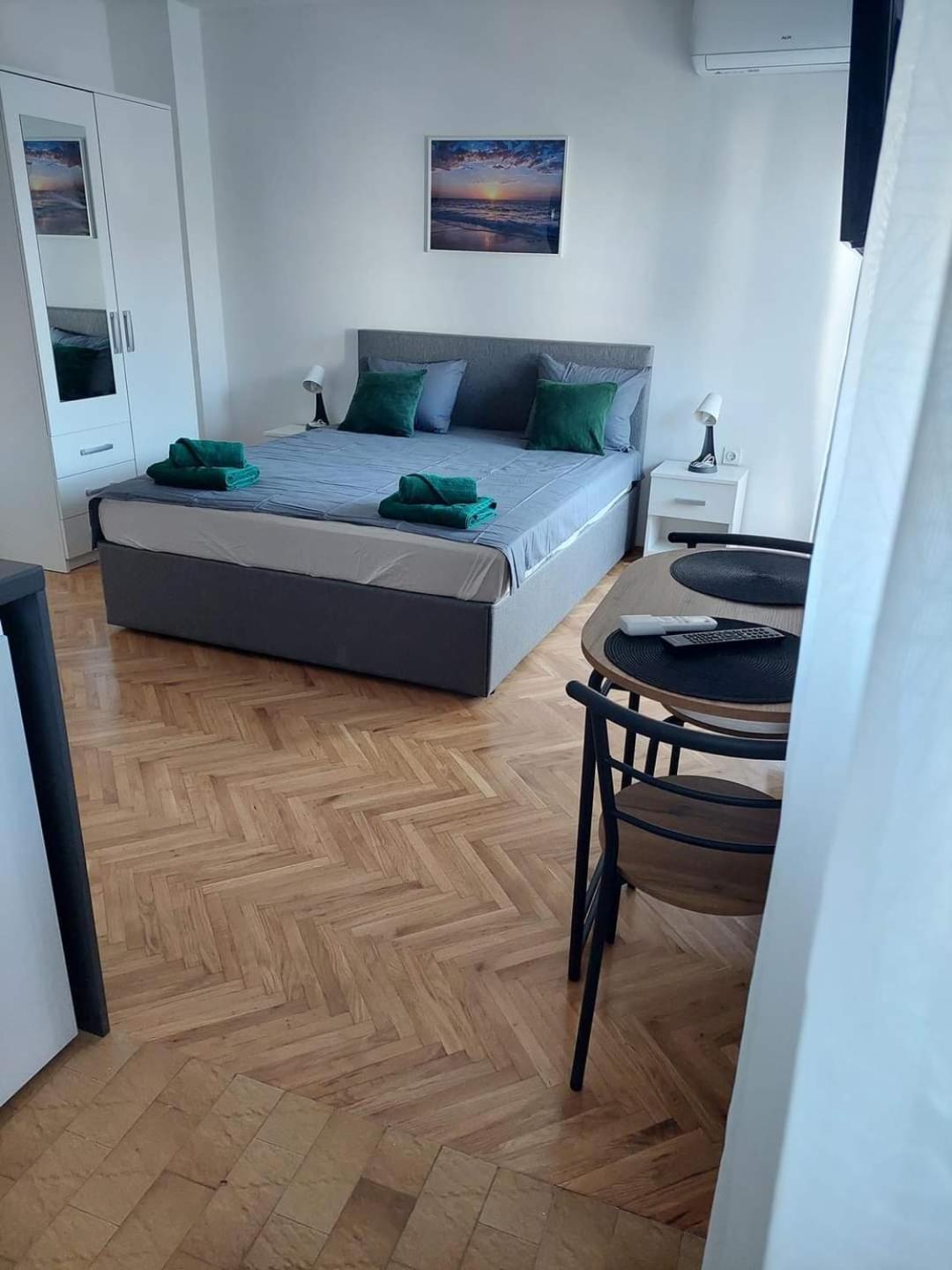 Apartmani Suhi Brod Medulin Bagian luar foto