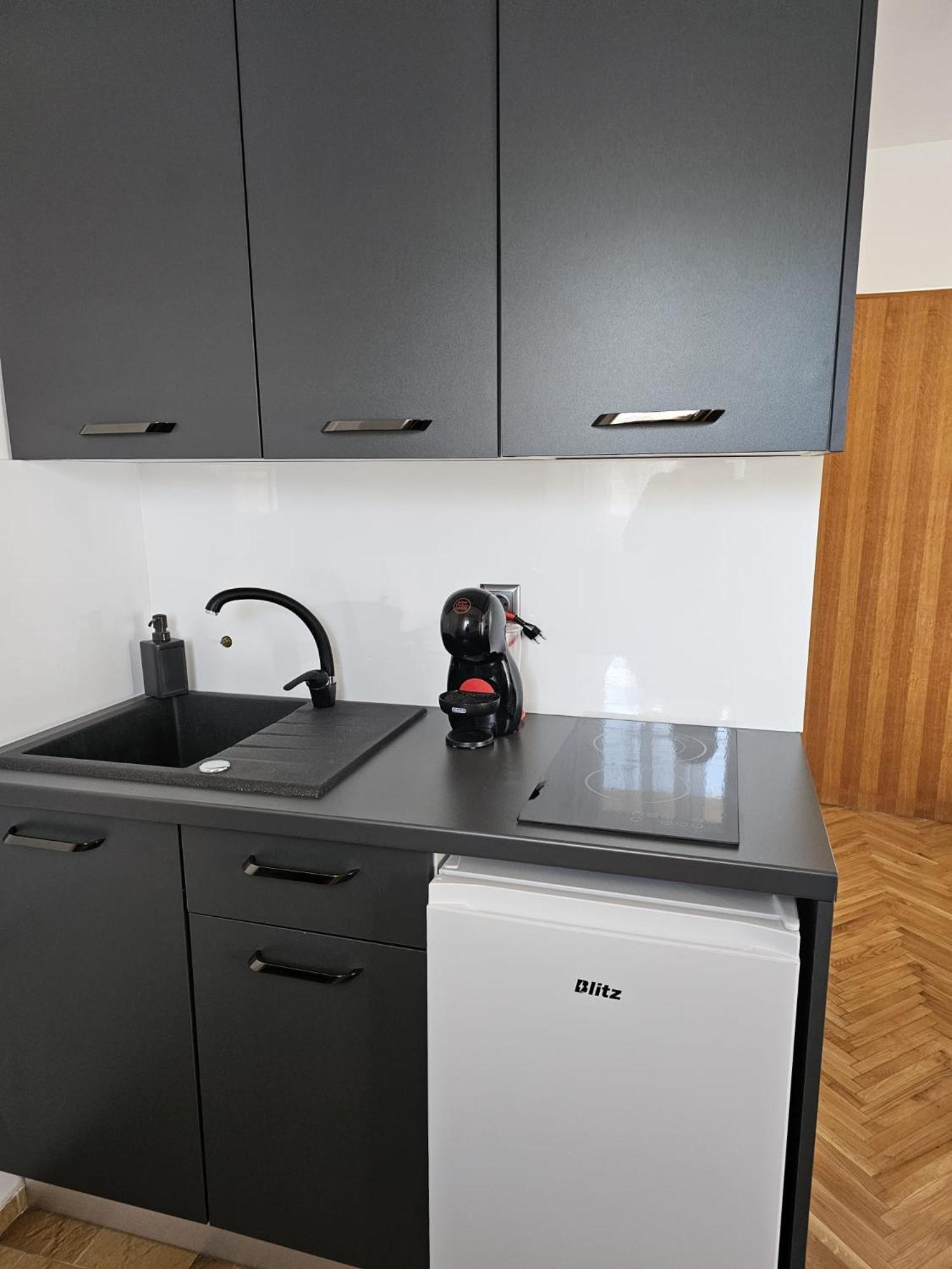 Apartmani Suhi Brod Medulin Bagian luar foto