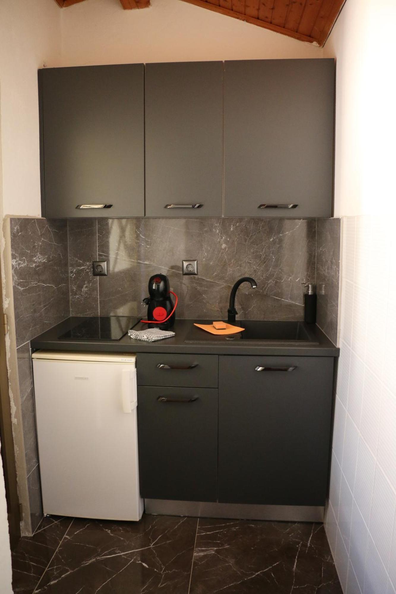 Apartmani Suhi Brod Medulin Bagian luar foto